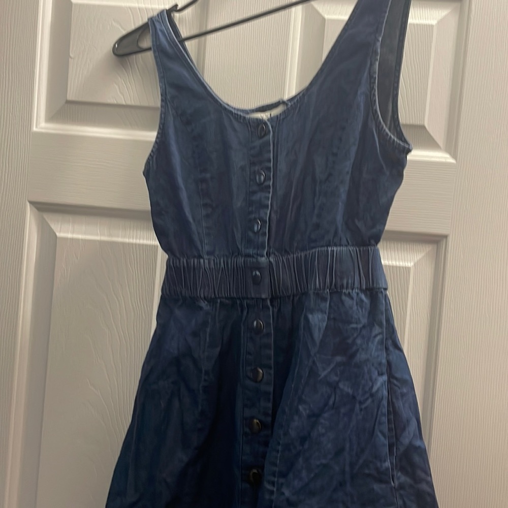 **WORN** denim chambray womens button down dress with open back size medium